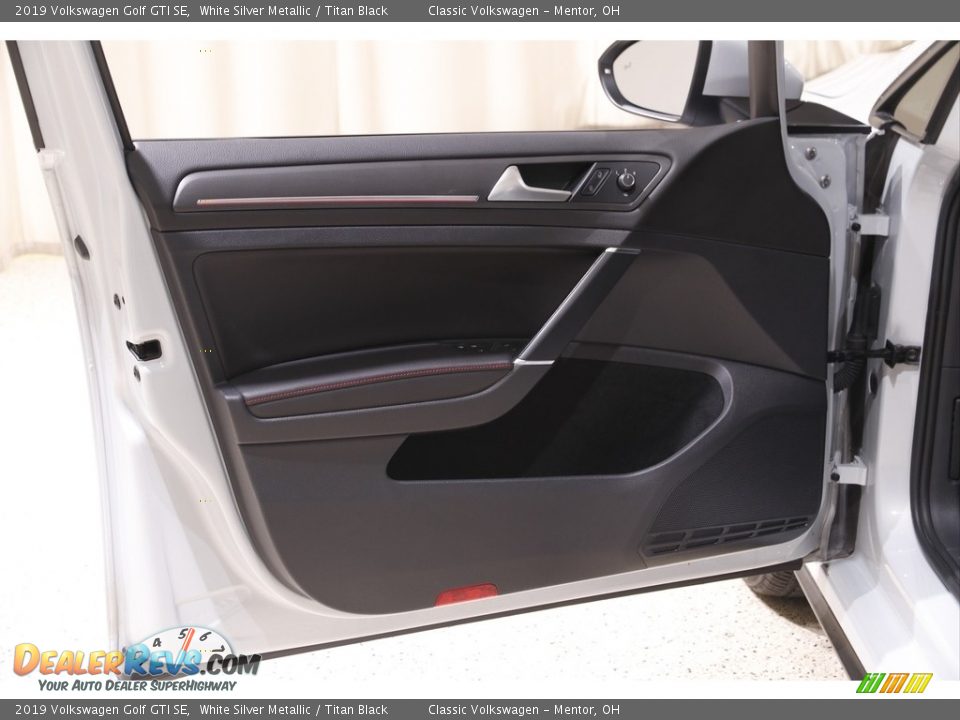 2019 Volkswagen Golf GTI SE White Silver Metallic / Titan Black Photo #4