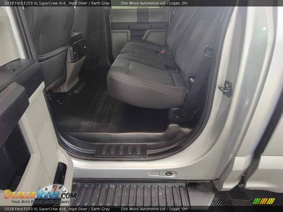 2018 Ford F150 XL SuperCrew 4x4 Ingot Silver / Earth Gray Photo #24