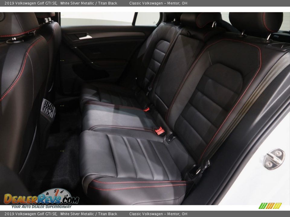2019 Volkswagen Golf GTI SE White Silver Metallic / Titan Black Photo #16