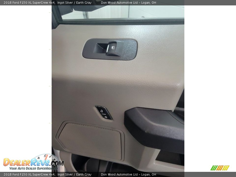 2018 Ford F150 XL SuperCrew 4x4 Ingot Silver / Earth Gray Photo #28