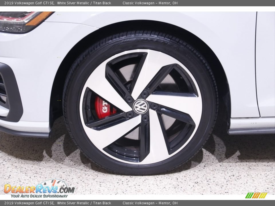 2019 Volkswagen Golf GTI SE White Silver Metallic / Titan Black Photo #19