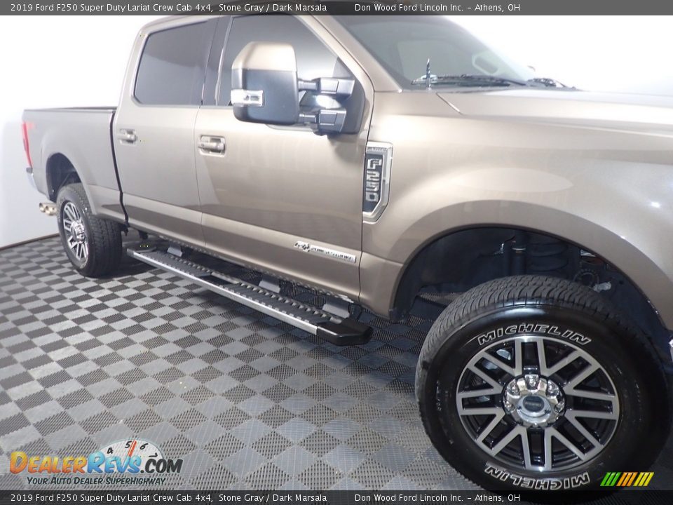 2019 Ford F250 Super Duty Lariat Crew Cab 4x4 Stone Gray / Dark Marsala Photo #5