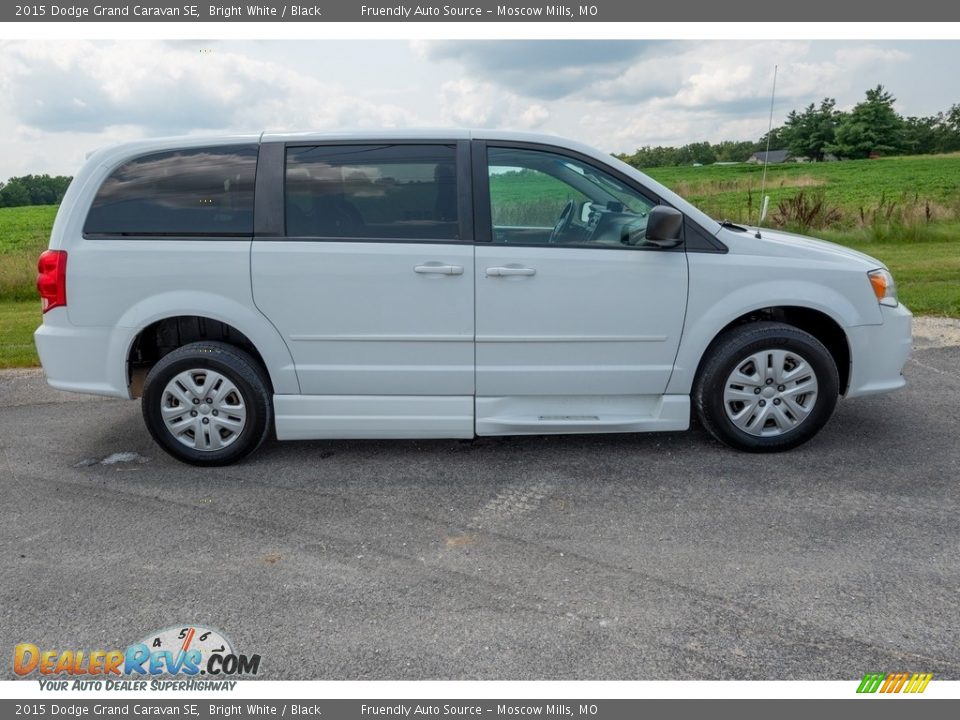 Bright White 2015 Dodge Grand Caravan SE Photo #3