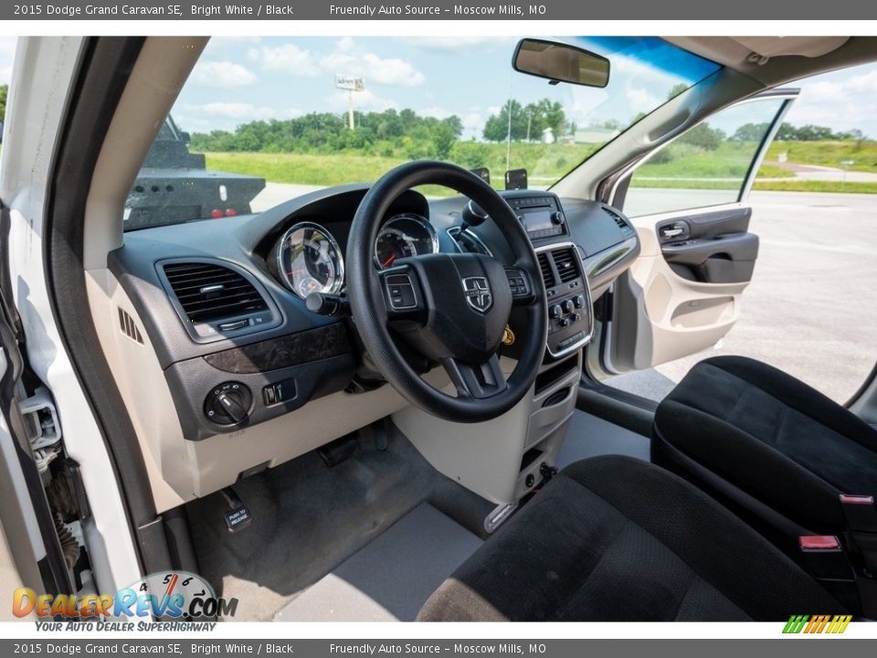 2015 Dodge Grand Caravan SE Bright White / Black Photo #19