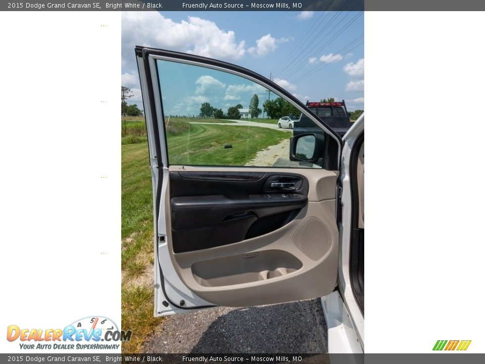 2015 Dodge Grand Caravan SE Bright White / Black Photo #20