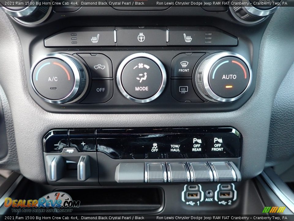 2021 Ram 1500 Big Horn Crew Cab 4x4 Diamond Black Crystal Pearl / Black Photo #19