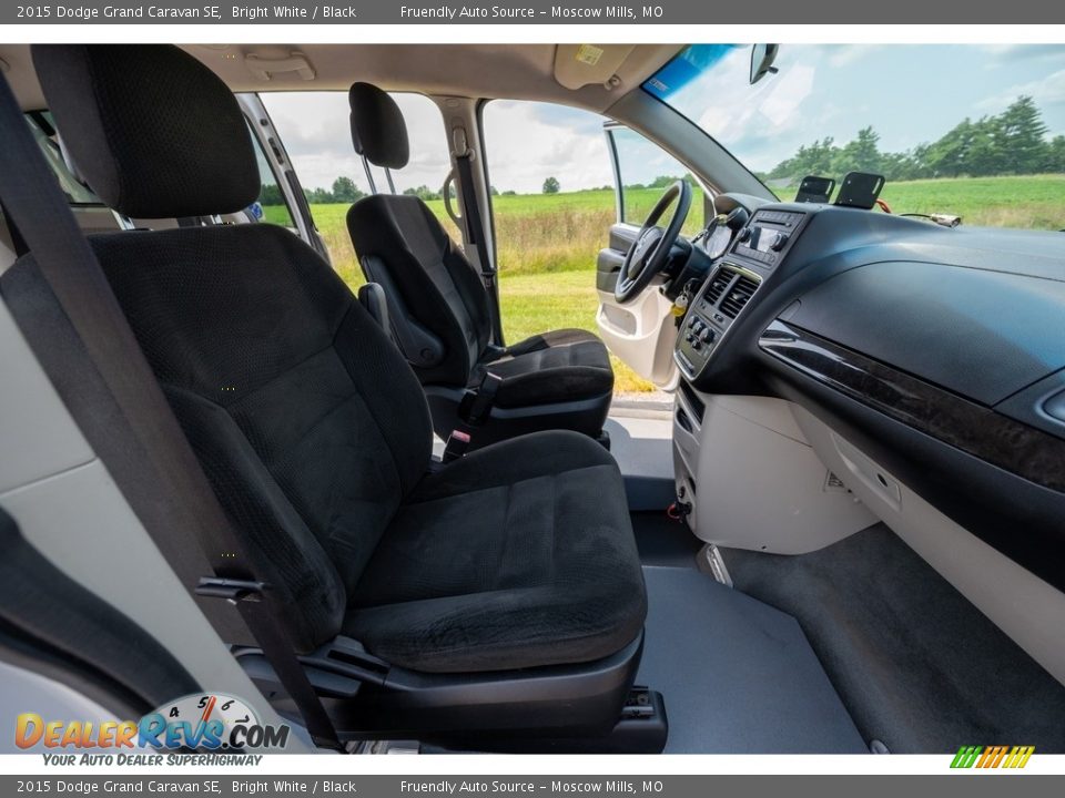 2015 Dodge Grand Caravan SE Bright White / Black Photo #29