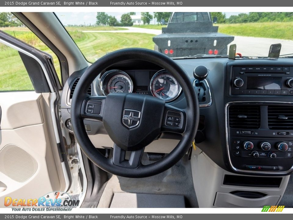 2015 Dodge Grand Caravan SE Bright White / Black Photo #33