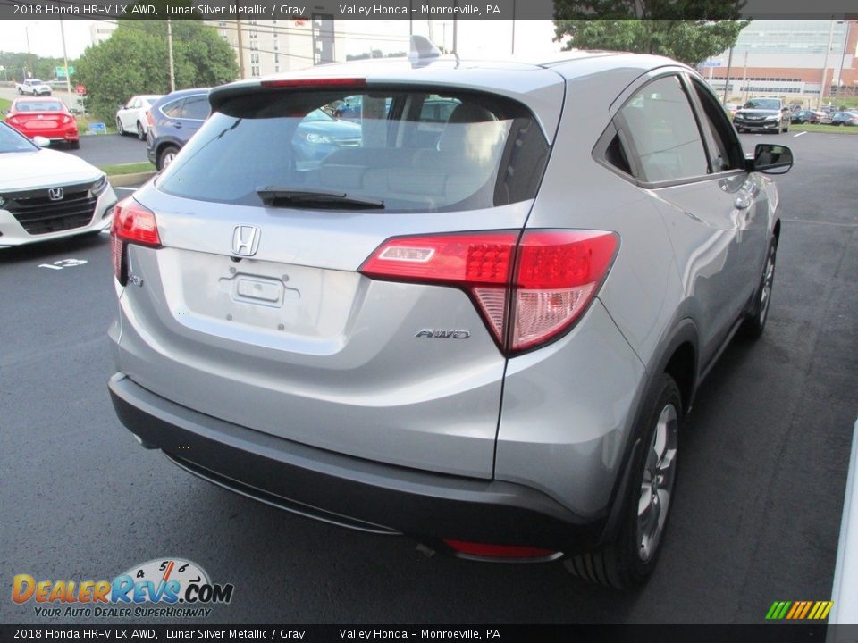 2018 Honda HR-V LX AWD Lunar Silver Metallic / Gray Photo #5