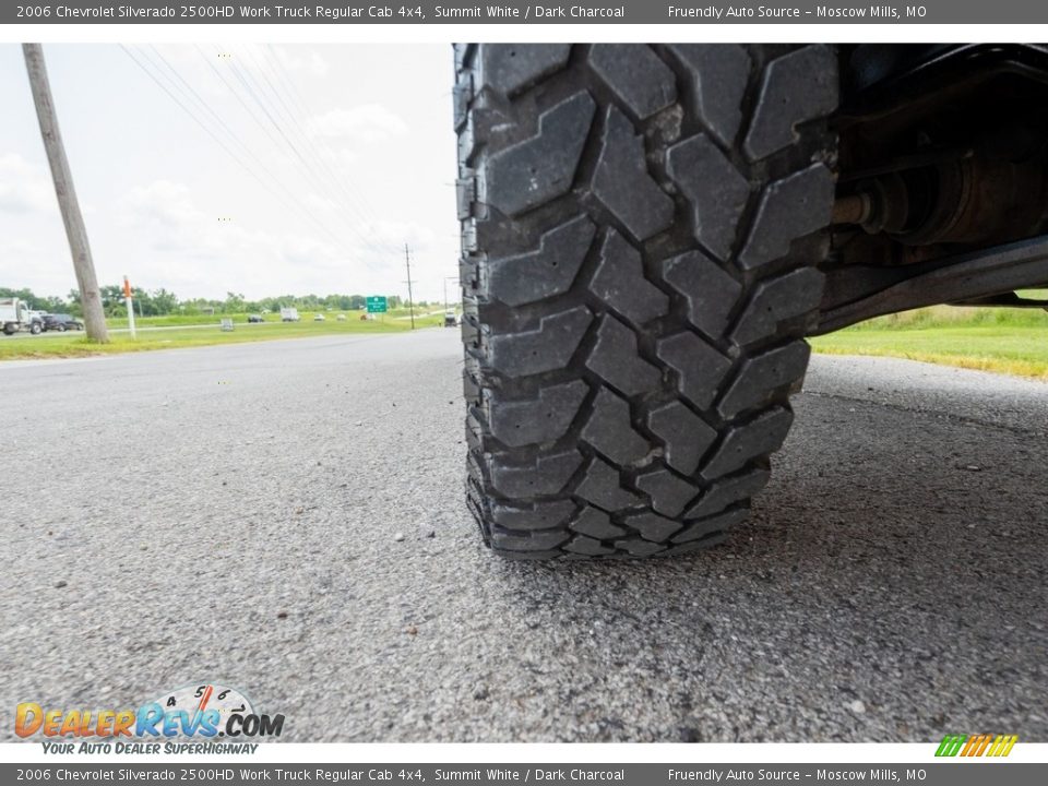 2006 Chevrolet Silverado 2500HD Work Truck Regular Cab 4x4 Summit White / Dark Charcoal Photo #13