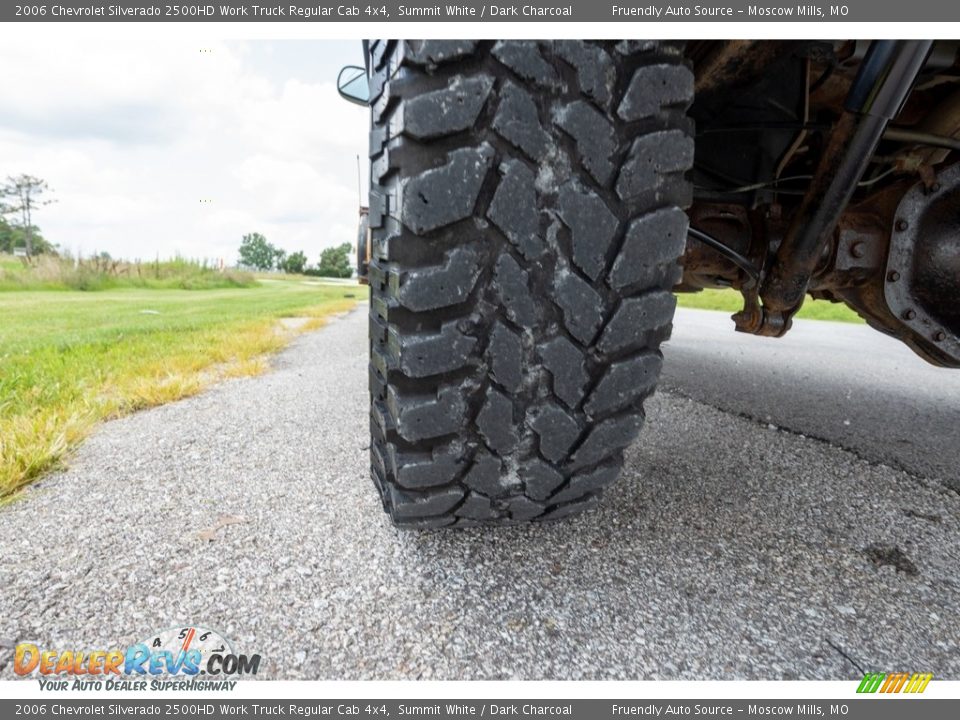 2006 Chevrolet Silverado 2500HD Work Truck Regular Cab 4x4 Summit White / Dark Charcoal Photo #17