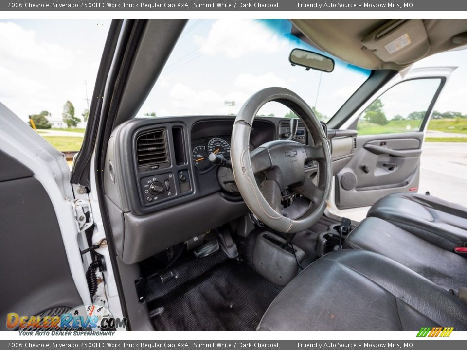 2006 Chevrolet Silverado 2500HD Work Truck Regular Cab 4x4 Summit White / Dark Charcoal Photo #22