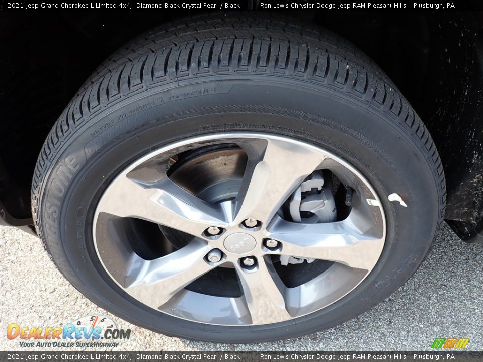 2021 Jeep Grand Cherokee L Limited 4x4 Diamond Black Crystal Pearl / Black Photo #10