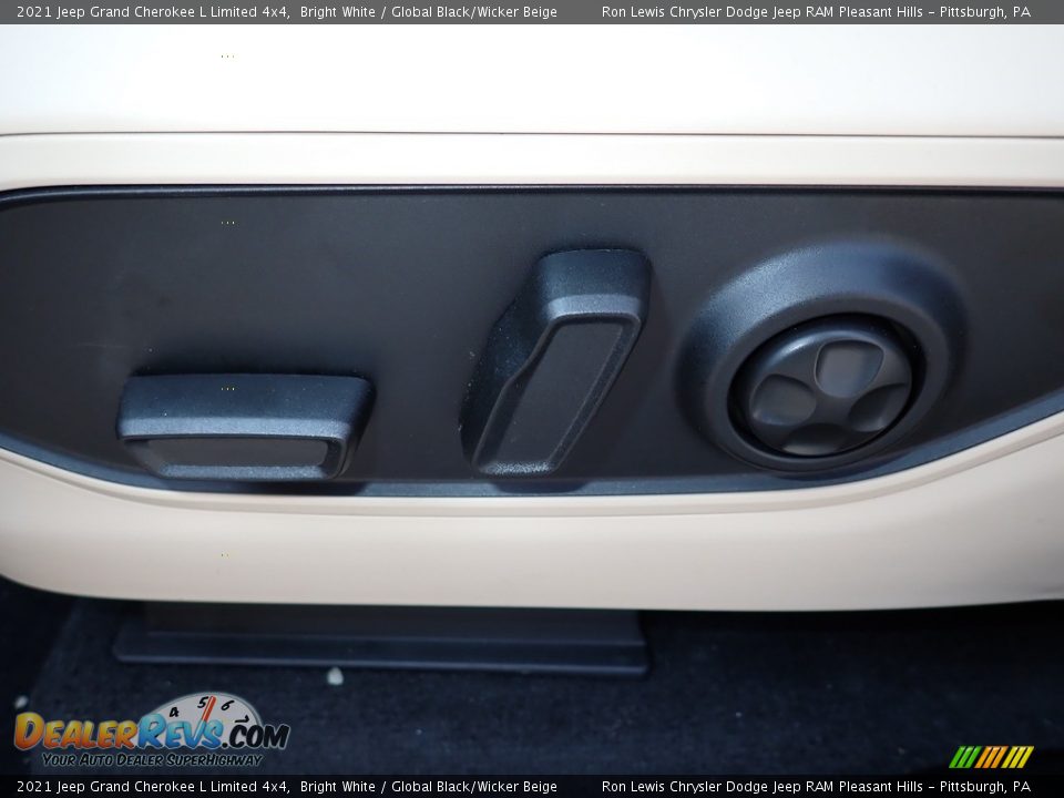 2021 Jeep Grand Cherokee L Limited 4x4 Bright White / Global Black/Wicker Beige Photo #16