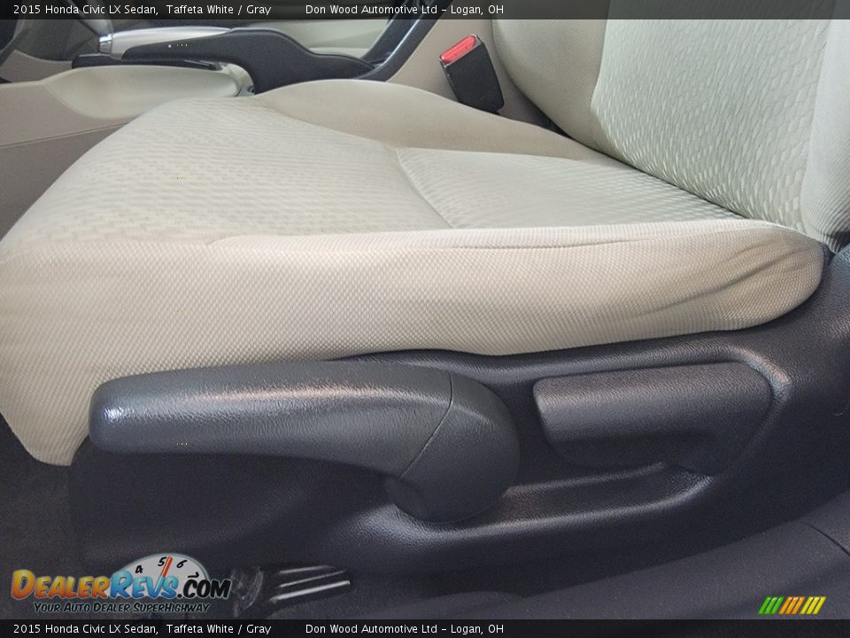 2015 Honda Civic LX Sedan Taffeta White / Gray Photo #15
