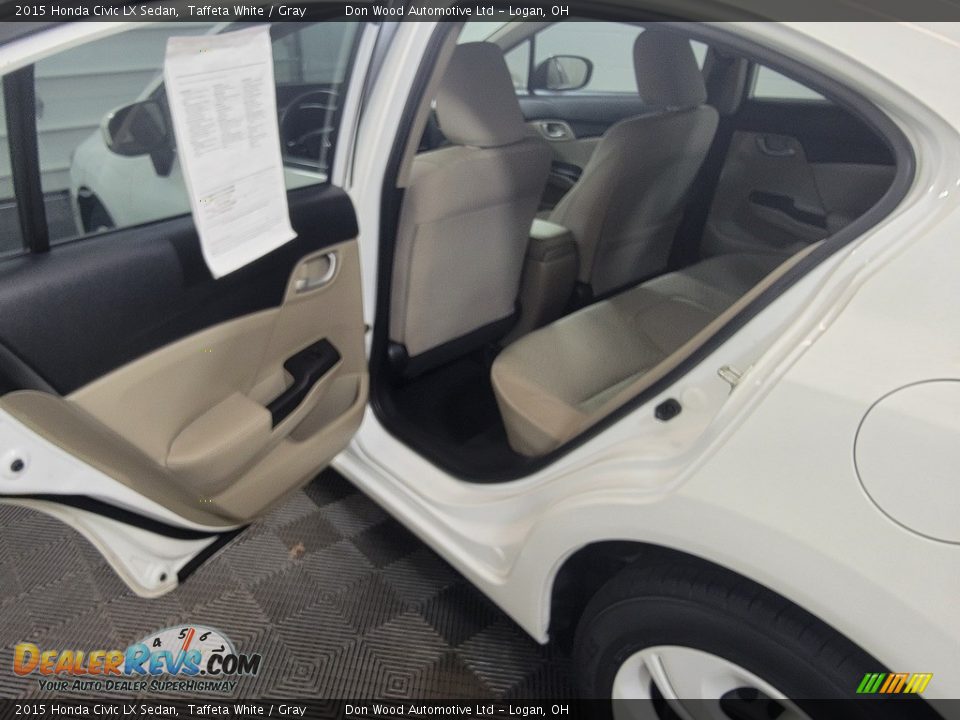 2015 Honda Civic LX Sedan Taffeta White / Gray Photo #23