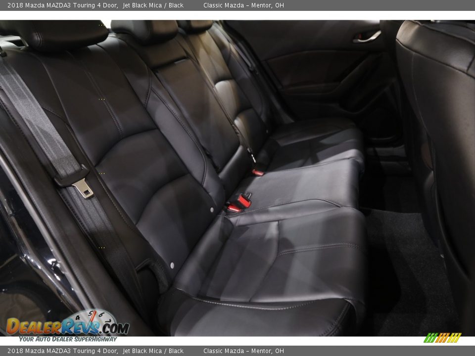 2018 Mazda MAZDA3 Touring 4 Door Jet Black Mica / Black Photo #14
