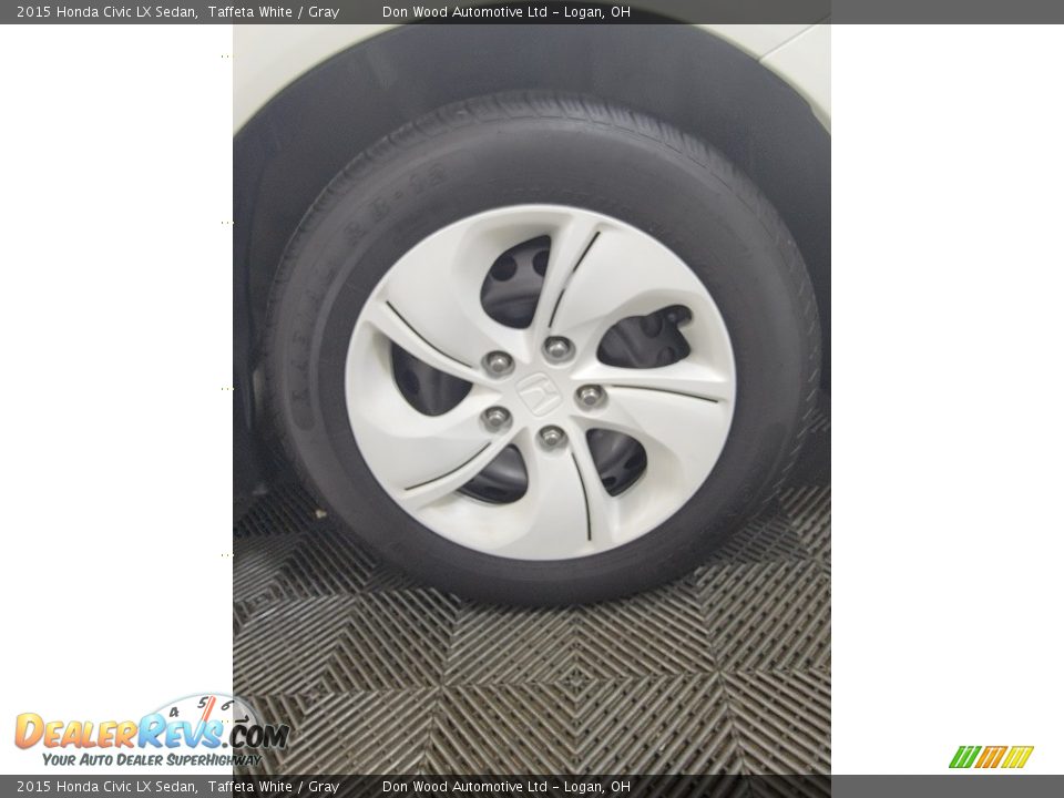 2015 Honda Civic LX Sedan Taffeta White / Gray Photo #32