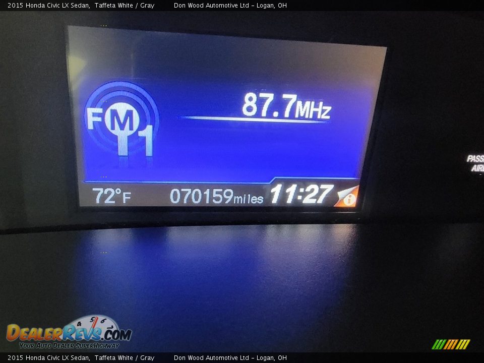 2015 Honda Civic LX Sedan Taffeta White / Gray Photo #33