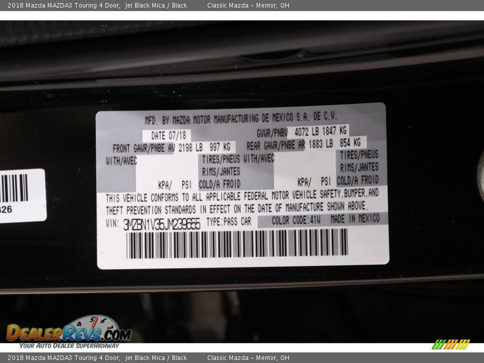 2018 Mazda MAZDA3 Touring 4 Door Jet Black Mica / Black Photo #18