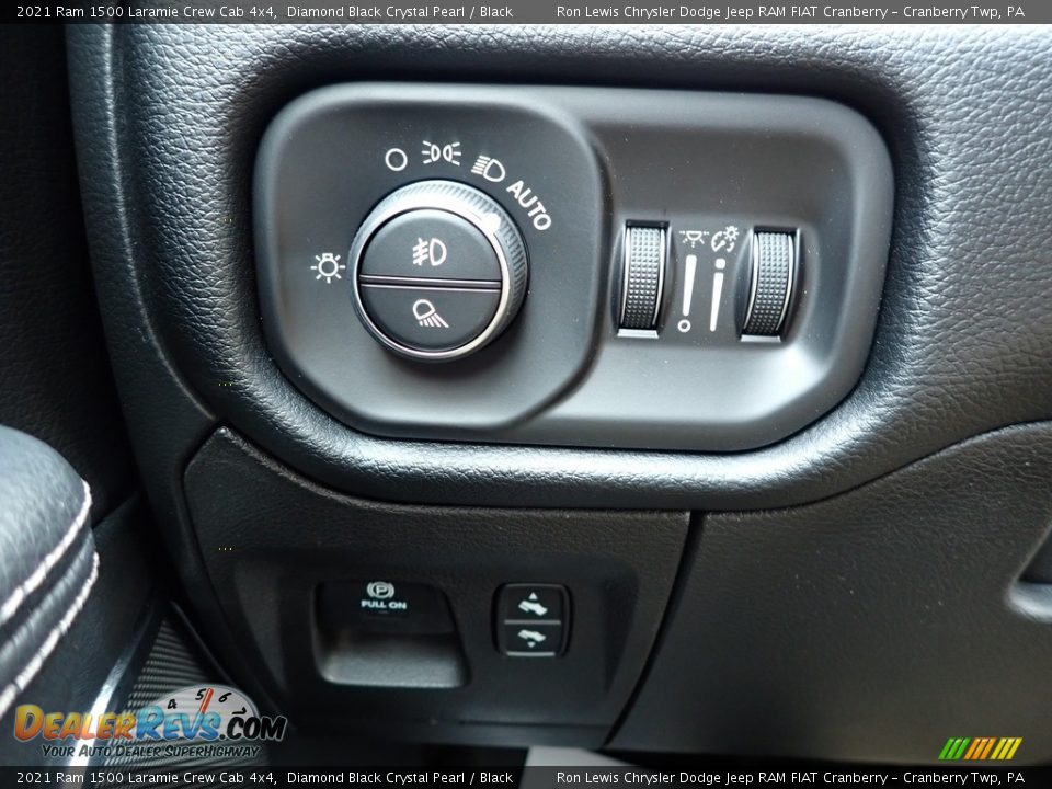 Controls of 2021 Ram 1500 Laramie Crew Cab 4x4 Photo #20