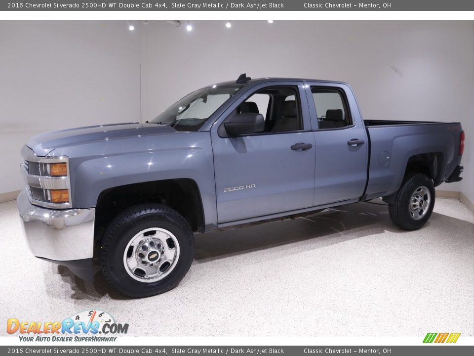 Front 3/4 View of 2016 Chevrolet Silverado 2500HD WT Double Cab 4x4 Photo #3