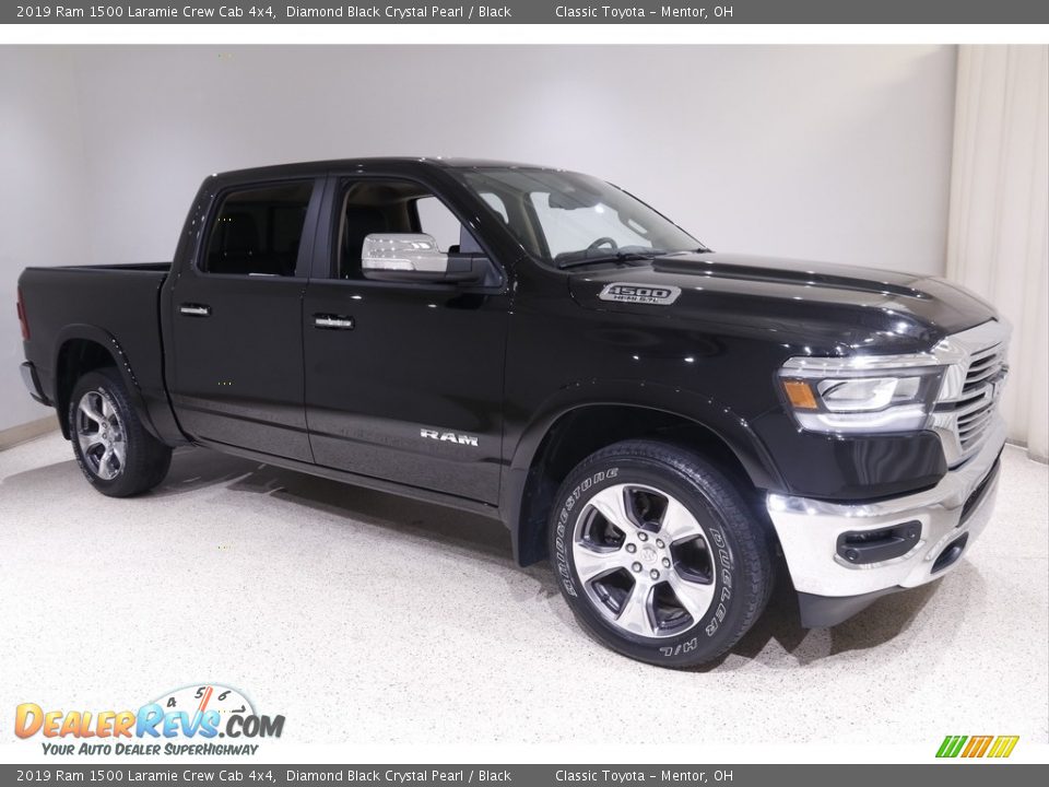 2019 Ram 1500 Laramie Crew Cab 4x4 Diamond Black Crystal Pearl / Black Photo #1