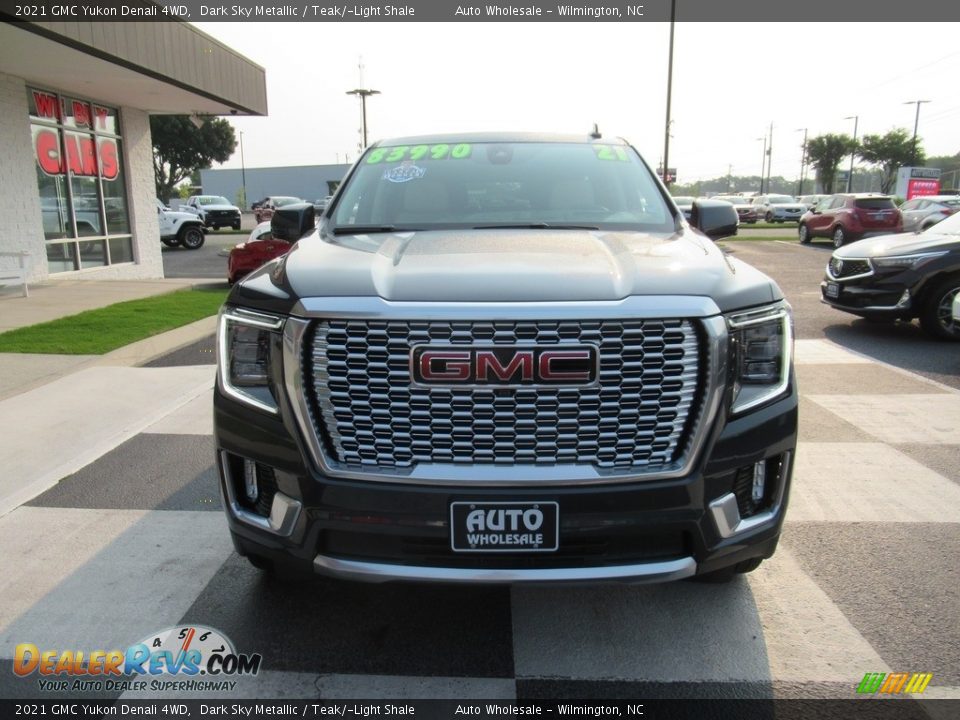 2021 GMC Yukon Denali 4WD Dark Sky Metallic / Teak/­Light Shale Photo #2