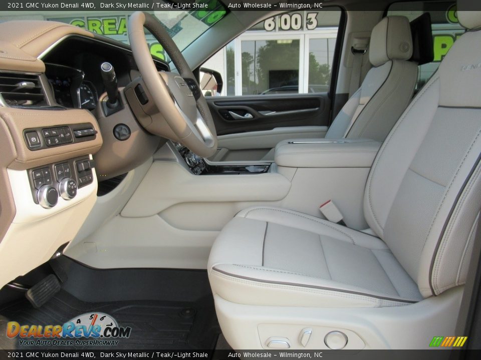 2021 GMC Yukon Denali 4WD Dark Sky Metallic / Teak/­Light Shale Photo #10