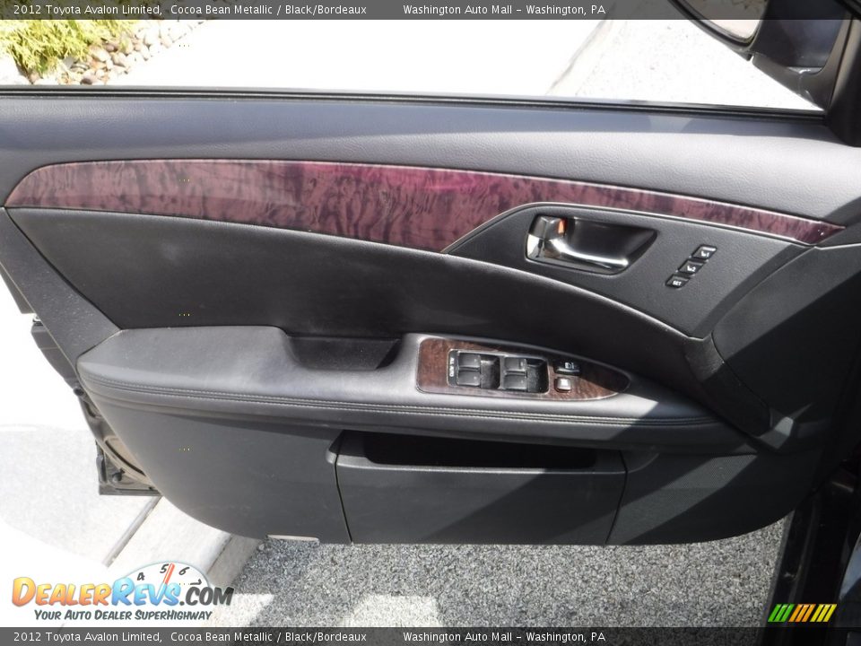 2012 Toyota Avalon Limited Cocoa Bean Metallic / Black/Bordeaux Photo #18