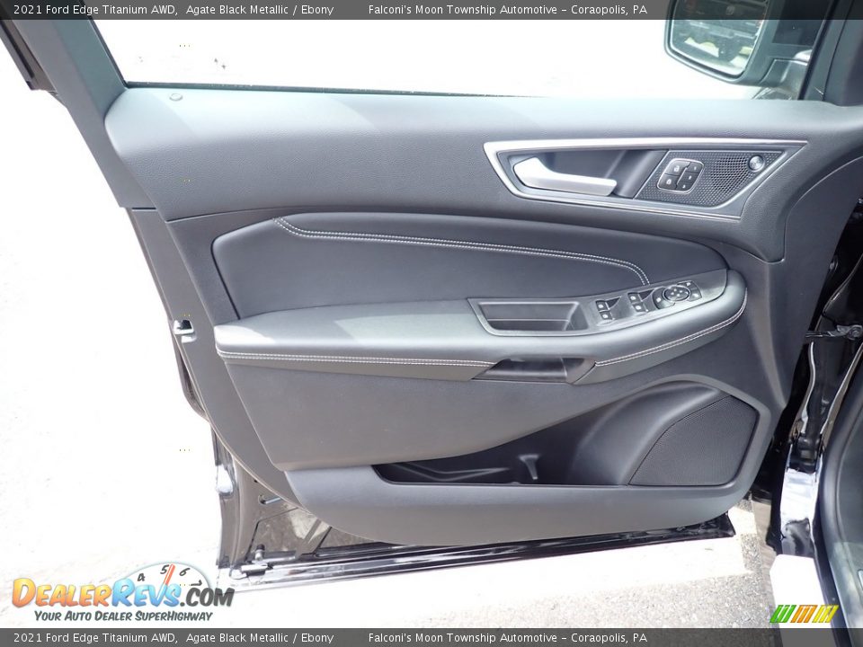Door Panel of 2021 Ford Edge Titanium AWD Photo #15