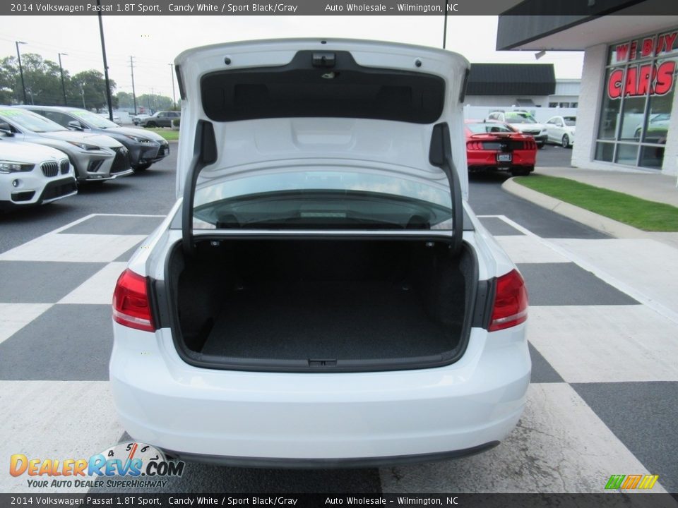 2014 Volkswagen Passat 1.8T Sport Trunk Photo #5