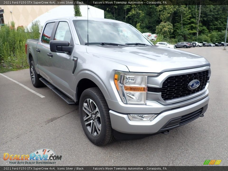 Front 3/4 View of 2021 Ford F150 STX SuperCrew 4x4 Photo #3