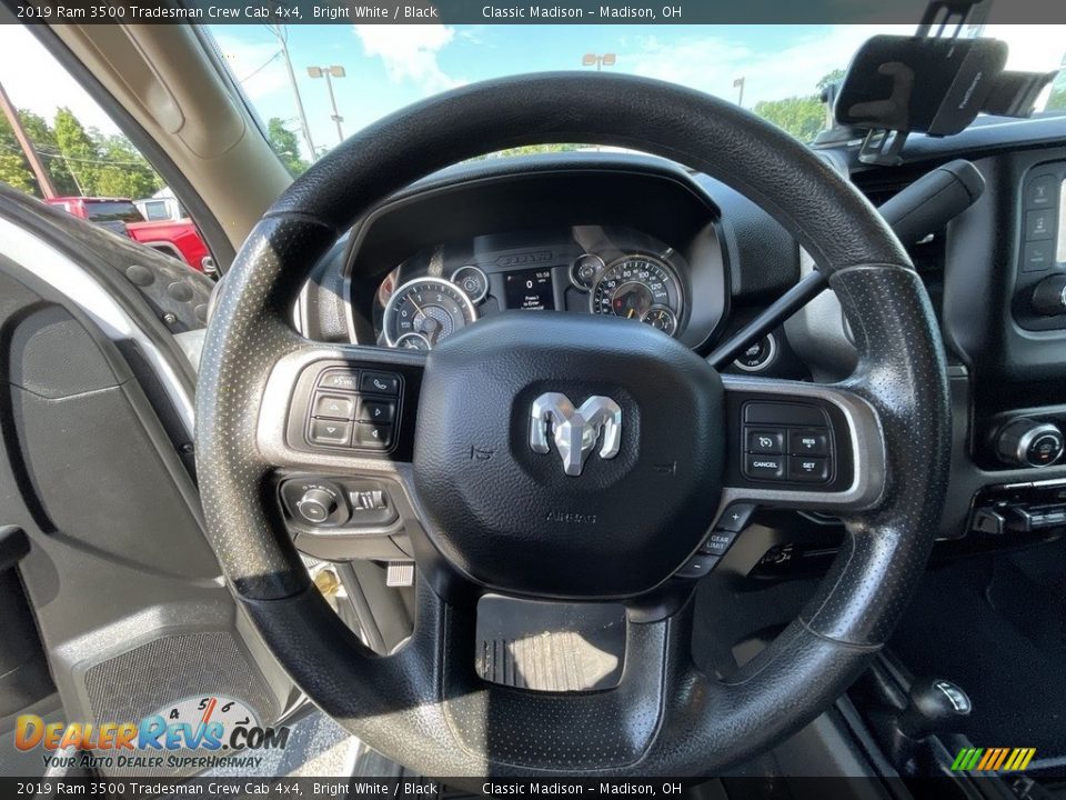 2019 Ram 3500 Tradesman Crew Cab 4x4 Bright White / Black Photo #6