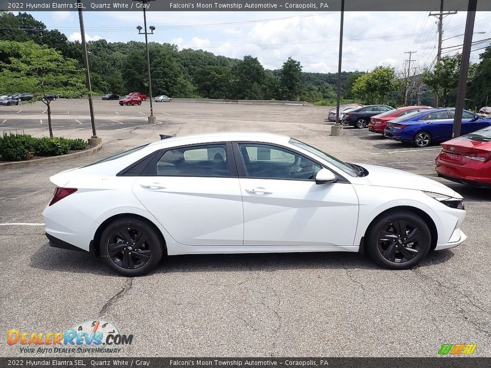 2022 Hyundai Elantra SEL Quartz White / Gray Photo #1