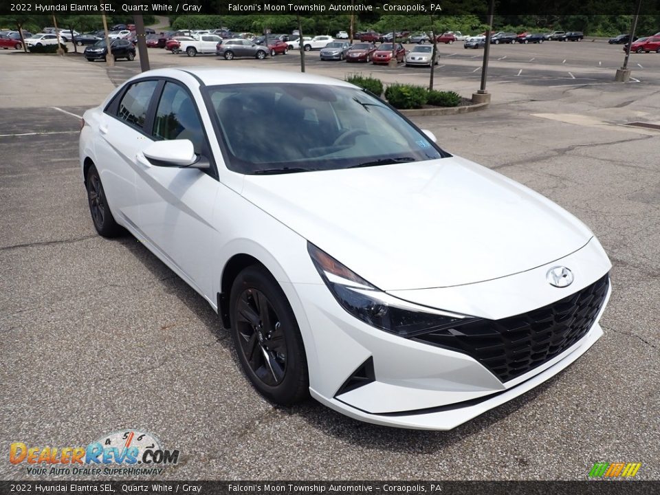 2022 Hyundai Elantra SEL Quartz White / Gray Photo #3