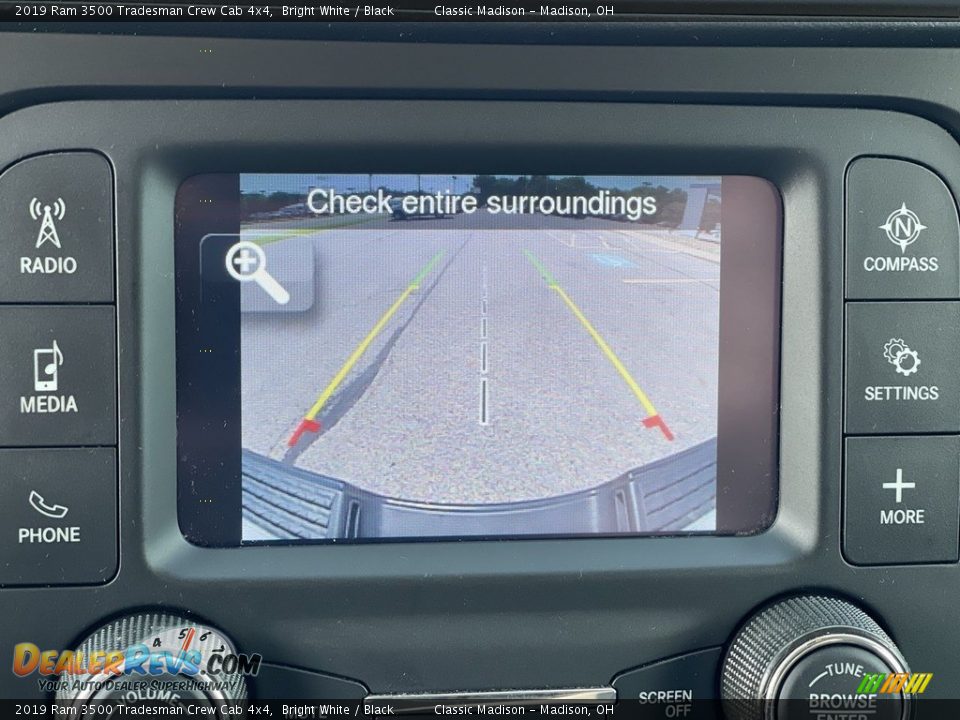 2019 Ram 3500 Tradesman Crew Cab 4x4 Bright White / Black Photo #9
