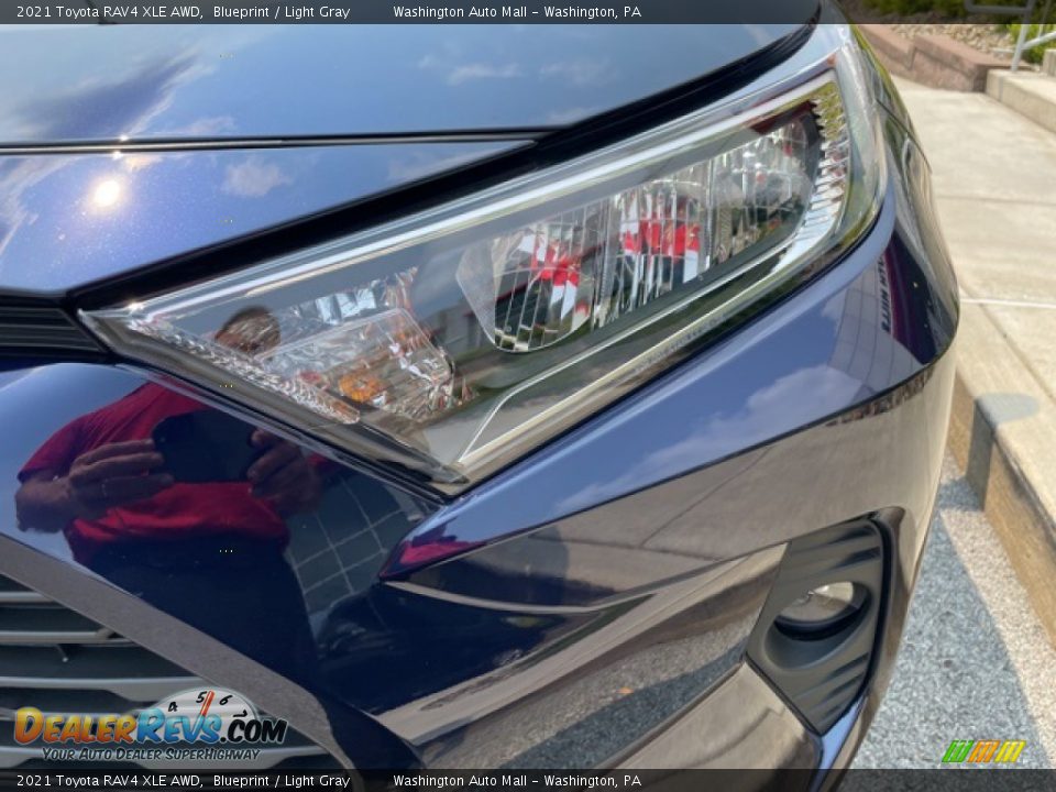 2021 Toyota RAV4 XLE AWD Blueprint / Light Gray Photo #10