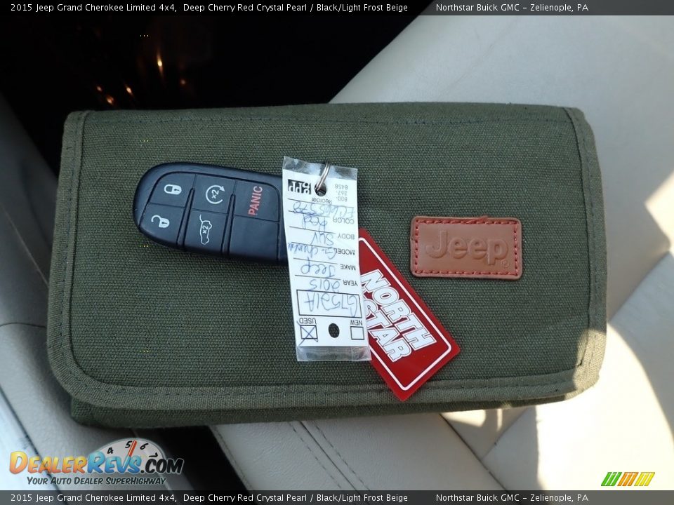 2015 Jeep Grand Cherokee Limited 4x4 Deep Cherry Red Crystal Pearl / Black/Light Frost Beige Photo #29