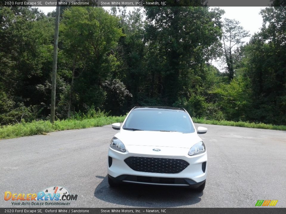 2020 Ford Escape SE Oxford White / Sandstone Photo #3