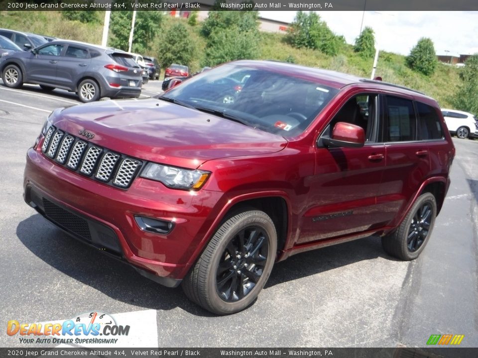 2020 Jeep Grand Cherokee Altitude 4x4 Velvet Red Pearl / Black Photo #5