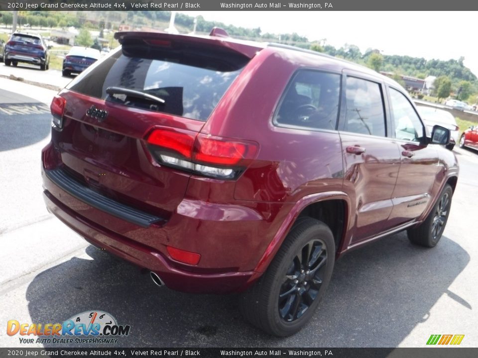 2020 Jeep Grand Cherokee Altitude 4x4 Velvet Red Pearl / Black Photo #9