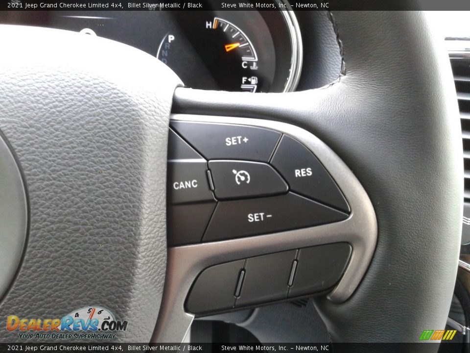 2021 Jeep Grand Cherokee Limited 4x4 Steering Wheel Photo #19