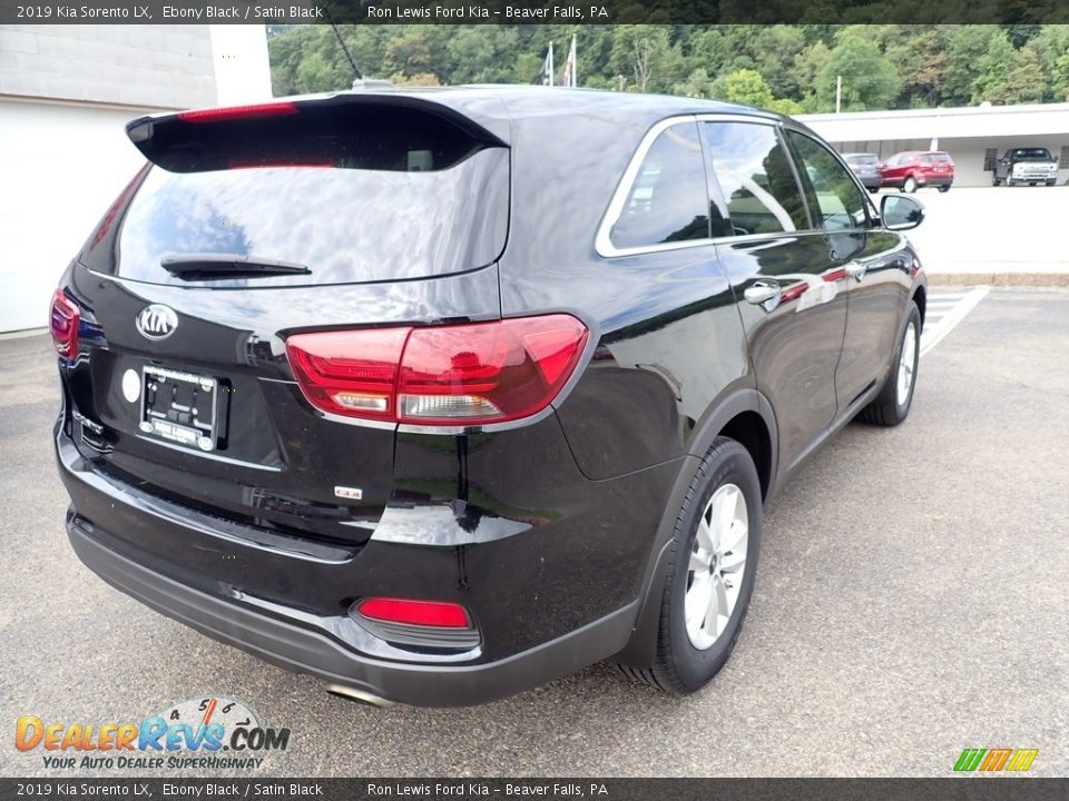 2019 Kia Sorento LX Ebony Black / Satin Black Photo #2