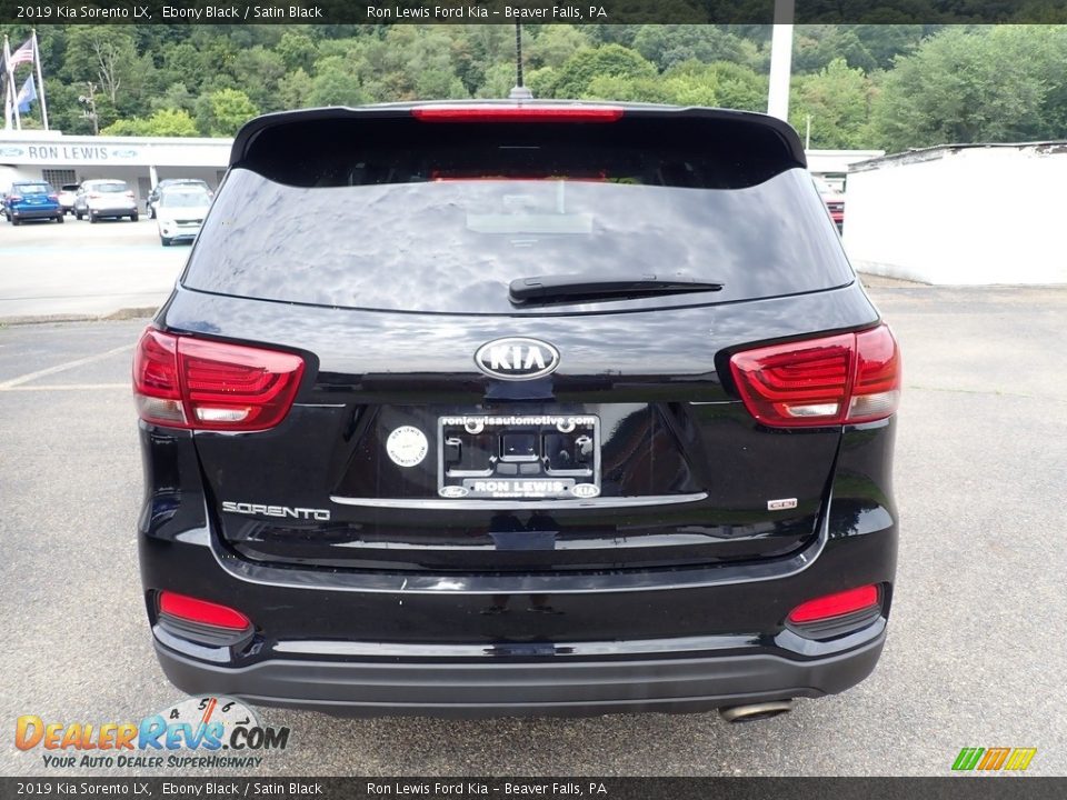 2019 Kia Sorento LX Ebony Black / Satin Black Photo #10