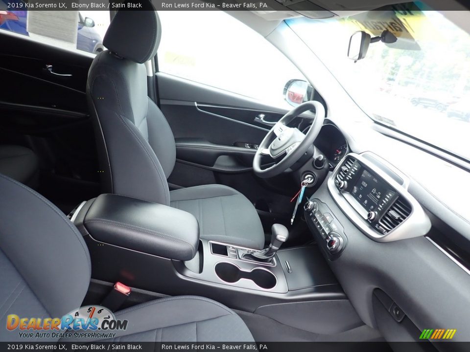 2019 Kia Sorento LX Ebony Black / Satin Black Photo #14