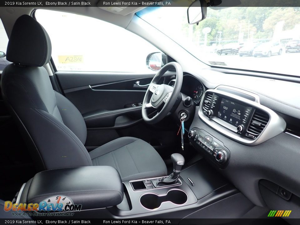 2019 Kia Sorento LX Ebony Black / Satin Black Photo #15