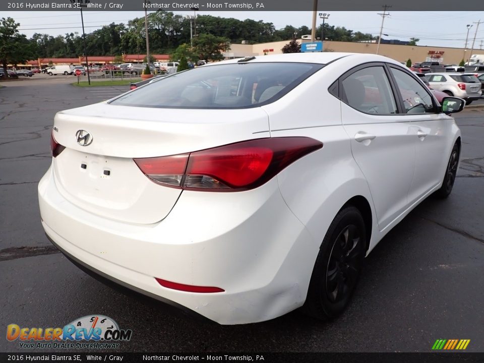 2016 Hyundai Elantra SE White / Gray Photo #7