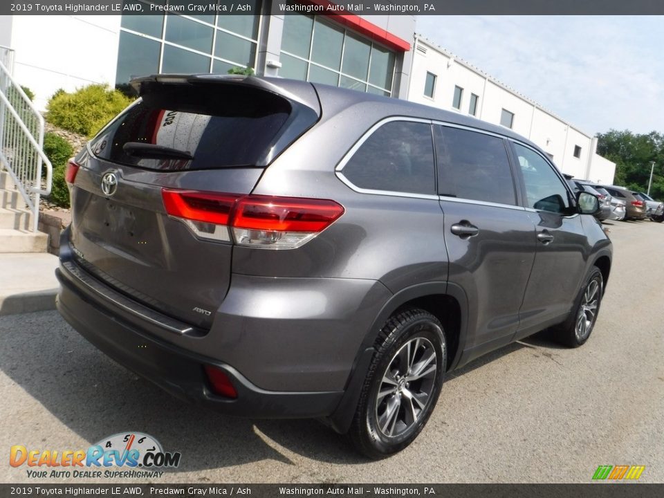 2019 Toyota Highlander LE AWD Predawn Gray Mica / Ash Photo #14