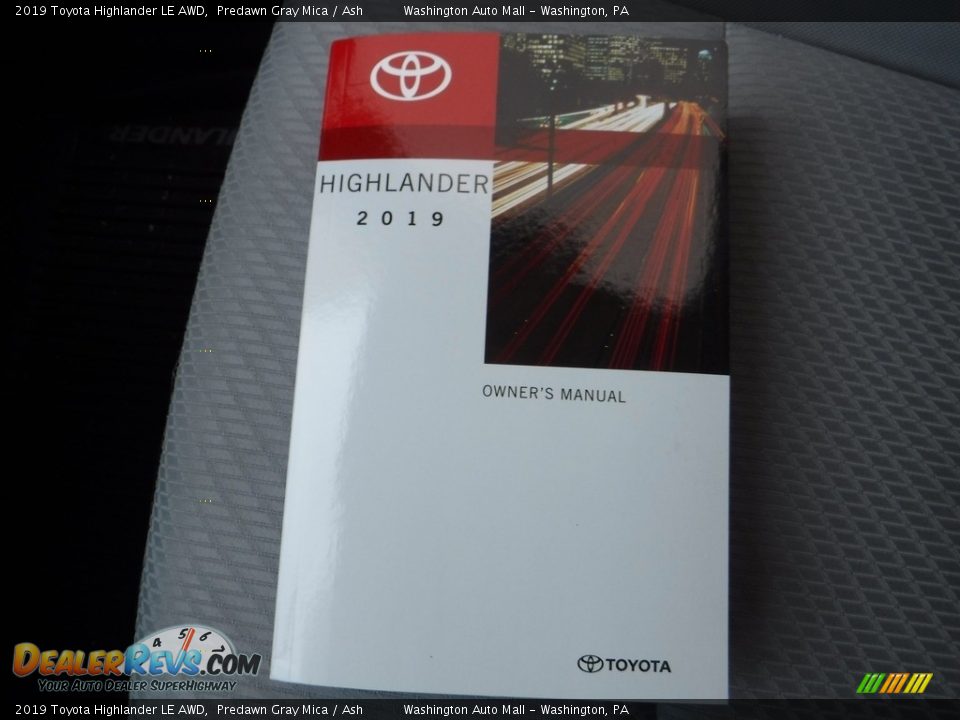 2019 Toyota Highlander LE AWD Predawn Gray Mica / Ash Photo #27